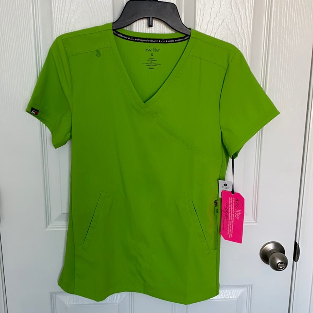 Koi lite Philosophy scrub top. NWT